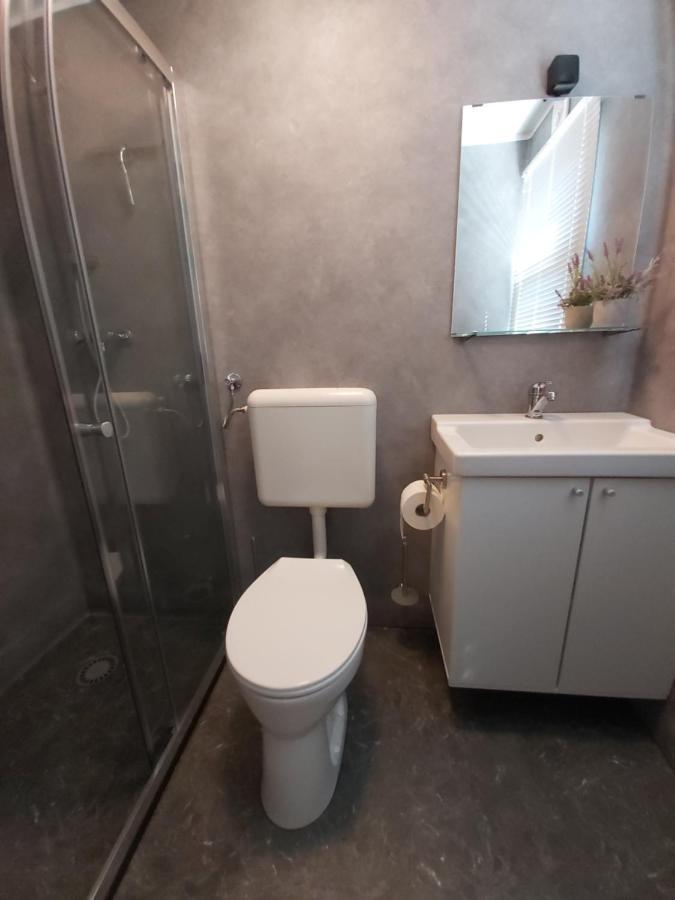 Bospareltjes Luxe Chalets Alleen Voor Recreatie Ойстервейк Экстерьер фото
